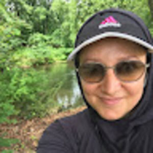Meet your Posher, Elif